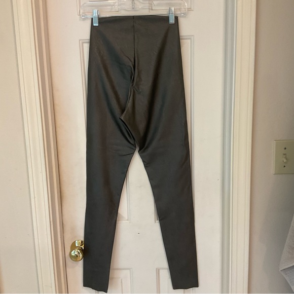 Commando Control Top Faux Leather Leggings, dark gray color, Sz M - fits like Sm - Picture 2 of 10